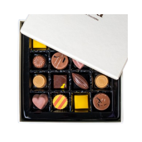 Mixed Signature Chocolates - 16 Pieces