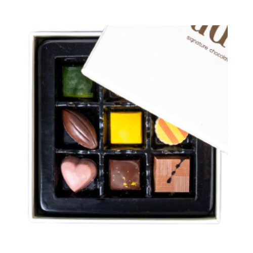 Mixed Signature Chocolates - 9 Pieces